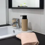 公寓 Doux Pavillon - Sauna - Jacuzzi 塔桑拉德米吕讷